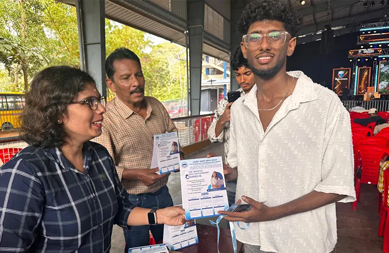 IIMM at Spectrum inter state management fest by Holy Grace College, Mala. Students with IIMM.